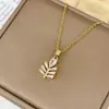 Brincos de Escada em Forma de Gota de Folha com Banho de Cobre Ouro Real Europeus e Americanos Conjunto de Decoração com Pingente de Folha Full Diamond Versátil