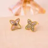 Brincos Franceses de Luxo Leve Estrela Assimétrica de Quatro Pontas Turquesa com Zircônia, Modernos, Exquisitos, Compactos, Versáteis e de Alta Qualidade