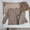 Conjunto de Loungewear Infantil Ribatado em Tons Terrosos Estilo Floresta para Outono e Inverno, Pijama Coreano Tendência Cor Sólida Estilo Primavera para Meninos e Meninas