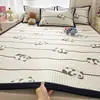 Capa Superior Clase A 100% Polietileno PE Hielo Frijol Enfriamiento Jacquard de Alto Grado Sandwich Compuesto Alfombrilla Suave de Enfriamiento Ropa de Cama