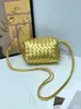 Bolso pequeño tejido a mano estilo Macaron para mujer, Bolso cruzado de cuero suave con textura versátil, Bolso cuadrado pequeño, Bolso de hombro de lujo ligero
