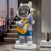 Decoração de Chão de Astronauta com Guitarra de Luxo Leve para Sala de Estar, Grande Armário de TV de Astronauta, Ornamento para Sofá, Presente de Inauguração