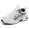 Outono/Inverno Promoção Quente Comércio Exterior AliExpress Sapatos Masculinos Ultraleves Versáteis Respiráveis Tênis Esportivos para Corrida Transfronteiriços Casuais Tendência Sapato de Pai