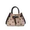 Bolso cubo de ante con lunares estilo coreano para mujer, nuevo de 2026, moda diaria, gran capacidad, para llevar al hombro y cruzado