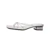 Nuevas Sandalias Planas de Verano Estilo Francés con Punta Cuadrada, Tira Fina, Huecos y Tira para el Dedo del Pie, Tacón Grueso para Mujer para Usar Afuera