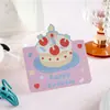 Dibujo Animado Feliz Cumpleaños Pastel de Cumpleaños 3D Tarjeta de Felicitación Creativa Floristería Deseos de Cumpleaños Mensaje Sencillo Tarjeta Pequeña