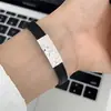 Pulsera de cordón de cuero con chip de hielo tallado CNC hecha a mano para mujer, estilo ins de lujo ligero, diseño exquisito y brillante, moderna y de alta gama