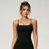 Top de tirantes finos cuadrado multicolor para yoga con almohadillas en el pecho, alta elasticidad, amigable con la piel, secado rápido, transpirable, adecuado para fitness y deportes