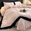 Juego de cuatro piezas de terciopelo de leche bordado de lujo ligero estilo francés, apto para la piel, cálido, franela engrosada, ropa de cama para dormitorio