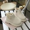Botas Infantis 2026 Outono e Inverno Novo Estilo Botas Curtas para Meninas Estilo Britânico Moda para Meninas Botas Individuais Botas de Couro para Meninos com Solado Macio