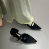 Zapatos de Mujer Modelo Nuevo 2026 Puntiagudos con Corte Lateral Bajos de Tacón Fino con Correa de Hebilla, Elegantes para el Trabajo, Adelgazantes, Modernos para Mujer