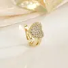 Brincos de Coração com Zircônia Full Diamond de Novo Produto Transfronteiriço Estilo Ins Versátil Acessível Luxo de Nicho Brincos de Coração Clipe de Orelha Micro-Embutido
