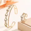 Pulsera de Diseño de Nicho Abierta Calada Transfronteriza Europea y Americana para Mujer, Diseño de Alta Gama, Pulsera de Nicho Chapada en Oro con Diamantes Completos