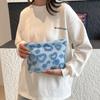 Bolsa Clutch Rosa em Formato de Coração para Maquiagem de Grande Capacidade Portátil para Mulheres 2025 Nova Bolsa de Tecido