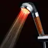 Chuveiro de Mão Luminoso Qin com Íons Negativos e LED Sete Cores que Mudam Automaticamente, Tamanho Pequeno para Uso Doméstico com Filtro de Pedra para Cuidados com a Beleza