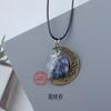 Colgante de piedra cruda de cristal natural nuevo transfronterizo, joyería de luna hueca, collar vintage, cadena de suéter al por mayor de comercio exterior