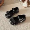 Zapatos de piel para niños zapatos de piel boca poco profunda suela blanda zapatos sencillos estilo nuevo lazo primavera y otoño niñas lunares zapatos de princesa Mary Janes