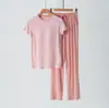 Conjunto de Pijama Feminino de Viscose para Casa, Novo para Primavera, Verão e Outono, com Bojo, Pijama de Manga Curta Listrado, Conjunto de Duas Peças