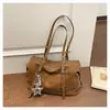 Comercio Exterior Bolso Boston Retro Casual para Mujer Estilo Nuevo Versión Coreana Gran Capacidad Bolso Tote para Viajes Cotidianos Bolso de Hombro Debajo del Brazo de Moda