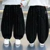 Calça Curva de Floco de Neve Infantil Primavera e Outono 2026 Novo Estilo de Outono para Meninos Descolados, Calça de Moletom e Calça Casual da Moda Celebridade da Internet