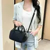 Estoque Transfronteiriço Bolsa Feminina Nova Versátil Ombro Transversal Bolsa de Mão Grande Capacidade Senso de Luxo Retrô Bolsa Estilo Bowling