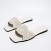 Venta Directa Transfronteriza Europea y Americana de Pantuflas de Lujo para Mujer con Pedrería, Venta al por Mayor Tallas Grandes