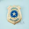 Colar com apito de distintivo de simulação de Halloween, fantasia de policial COS, Carnaval, distintivo de xerife, broche de governador