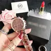 Relógio de Quartzo Casual Simples Popular de Comércio Exterior, Relógio Feminino Fashion com Números Romanos, Compacto e Requintado, Item de Atacado Mais Vendido com um Toque Estiloso
