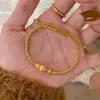 Nova Pulseira Elegante e Única de Contas de Cabacinha Escovadas para Mulheres, Simples Versátil para Viagem Joia Exquisita de Luxo Leve Tendência