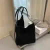 Bolso de Hombro Retro de Gamuza Simple para Mujer 2026 Otoño Invierno Nuevo Casual Gran Capacidad para Viaje Diario Bolso Cruzado de un Solo Hombro