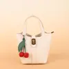 Colgante de Bolsa de Flor de Fruta Paula Transfronteriza Tulipán Llavero de Coche Colgante Lindo Logo Imprimible Venta al por Mayor