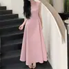 Vestido rosa para mujer, nuevo estilo verano 2026, estilo francés, sin mangas tipo chaleco, alta gama, entallado a la cintura, vestido largo adelgazante