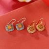 Pendientes colgantes de plata de ley S925 con diseño de cera de abejas bañada en oro y nubes auspiciosas retro con diseño de diamantes Ruyi, con temperamento que combina con todo.