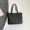 Bolsa Tote Feminina Moda Coreana Grande Capacidade Casual de Ombro 2026 Padrão Trançado Nicho Tendência Bolsa Feminina de Ombro Único