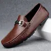 Zapatos de Hombre de Piel Genuina 2026 Nuevo Estilo Zapatos de Negocios Británicos Transpirables Suela Suave Zapatos Casuales Mocasines Slip-on Hombre