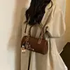 Bolso Femenino Nuevo Estilo Coreano Chic Simple Otoño 2026, Bolso de Hombro Bajo Brazo Casual Moda Retro Nicho, Bolso Baguette