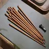 Palillos de Madera de Ala de Pollo Antiguos Madera Maciza para el Hogar Sin Pintar Sin Cera Cuadrados y Redondos Anti-Rodamiento Palillos de Madera Palillos de Gama Alta Elegantes