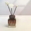 Botella Vacía Sub-empaque Suplemento Aromaterapia Aceite Esencial Ratán No Inflamable Tapa de Haya Contenedor de Agua Floral Fragancia Hotel Casa de Huéspedes
