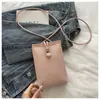 Mini Bolsa Colorida Arco-Íris Estilo Palha para Mulheres 2026 Nova Bolsa de Ombro Transversal Estilosa de Nicho para Celular