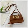 Bolso Retro de Axila para Mujer 2025 Nuevo Estilo Bordado en Relieve Bolso de Hombro de Moda Bolso Cuadrado Pequeño Bolso de Axila Texturizado