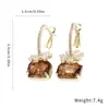Pendientes Cuadrados de Flor de Circonita con Aguja de Plata 2026 Nuevos Exquisitos Modernos Pendientes Lujo Ligero Gama Alta Accesorios para Orejas de Mujer