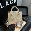 Bolso Cruzado Casual para Mujer 2025 Nuevo Estilo Elegante Elegante Bolso de Mujer Gran Capacidad Bolso Cruzado Europeo y Americano Bolso Cuadrado Pequeño