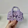 Bolso Pequeño Lindo, Cable de Datos, Cable de Carga, Audífonos, Monedero, Llavero de Kuromi de Sanrio, Bolsita Pequeña con Cierre
