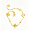 Pulsera Hueca de Trébol de Cuatro Hojas Chapada en Oro de 24 Quilates para Mujer, Retención de Color Duradera, Moda de Lujo Ligero, Mismo Estilo que en Xiaohongshu, Joyería al por Mayor