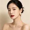 Pendientes de Temperamento de Moda Retro Ins Simples Transfronterizos Europeos y Americanos Personalidad Nicho Diseño Único Forma Irregular Pendientes para Mujer