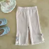 Calças Infantis para Uso ao Ar Livre, Novo Estilo Verão 2026, Calças Cropped Listradas para Bebês Meninas, Leggings Finas de Verão para Bebês e Crianças Pequenas