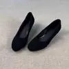 Sapatos de moda retrô super macios de pele de ovelha, slip-on baixos para mulheres, nicho, bico redondo, salto plataforma, salto alto para o trabalho
