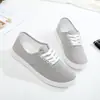 Zapatos de Lona de Caña Baja Nuevos 2025 Zapatos Planos Casuales para Estudiantes Zapatos de Mujer Slip-On Zapatos Perezosos Zapatos Blancos Dropshipping