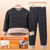 Conjunto de roupa íntima térmica acolchoada masculina, conjunto de dormir de três camadas espessado e forrado com fleece, top e calça de gola redonda à prova de frio de inverno