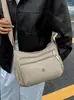 Bolsa al por mayor con múltiples compartimentos para mujer, primavera, gran capacidad, tela de nailon, bolsa para madre, bandolera para mediana edad y ancianos, bolso de hombro casual